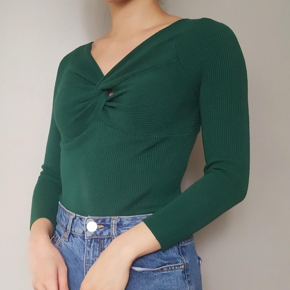 Twist Front Ribbed Top - Picture 2 of 4